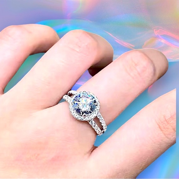 Silver Engagement Anniversary Ring Silver Halo AAA Zircon Solitaire Ring NWT - Picture 5 of 7